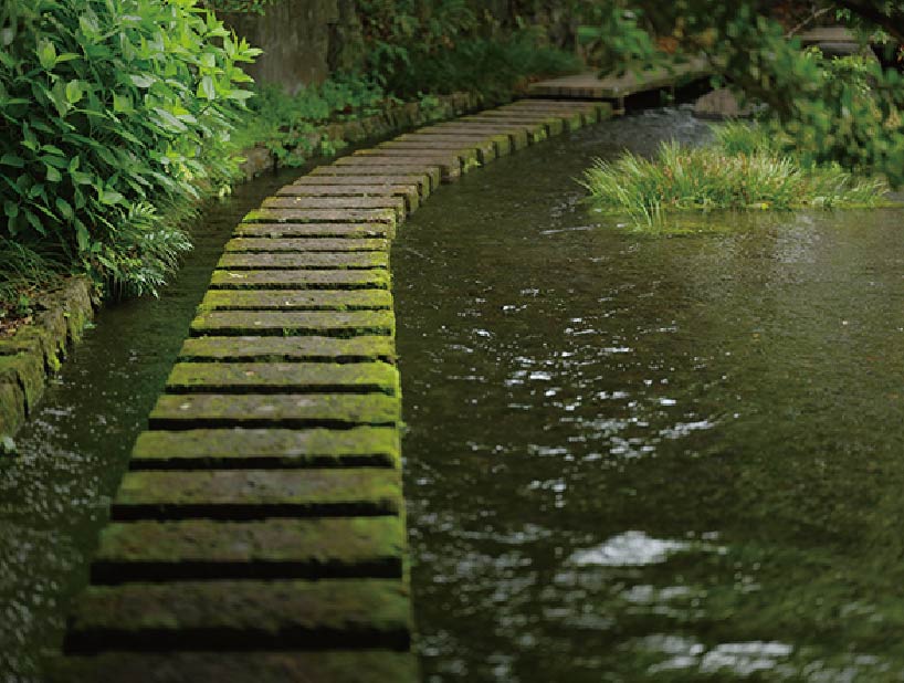 Genbe River Stepping Stones_01